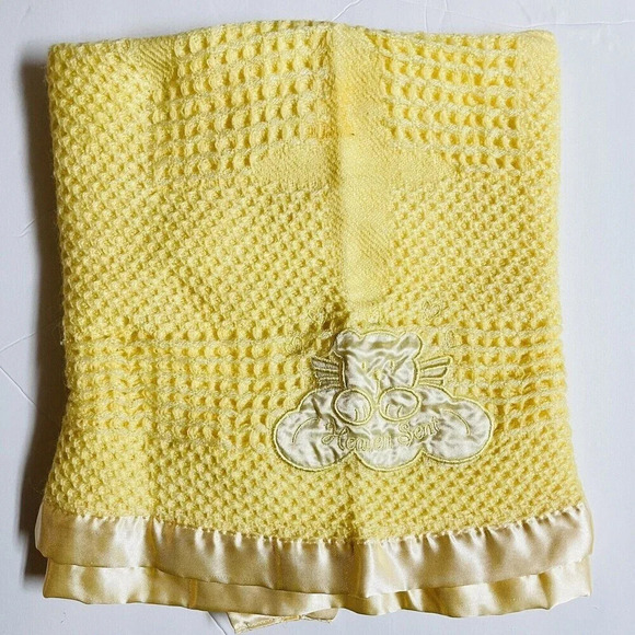 Kidgets Acrylic Satin Baby Blanket Thermal Angel Bear Heaven Sent Yellow 30” - Picture 1 of 6